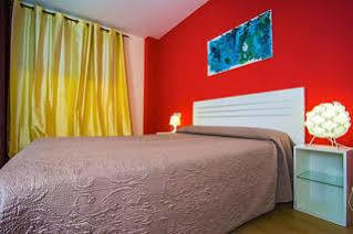 Apartamentos 16:9 Playa Suites Almeria Ngoại thất bức ảnh